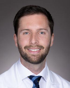 AlexanderWilliams1073977310Full Size Portraitjpg.jpg