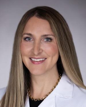 AmandaPavlock1366605438Full Size Portraitjpg.jpg