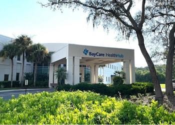 an exterior view of baycare healthhub trinity