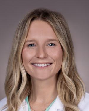 CourtneyKerzner1093463911Full Size Portraitjpg.jpg