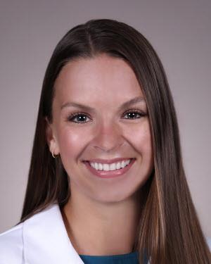 HannahLatham1659969772Full Size Portraitjpg.jpg