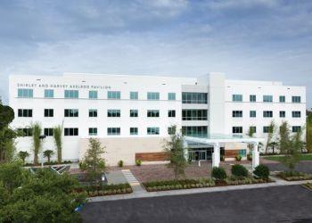 Shirley and Harvey Axelrod Pavilion at Morton Plant Hospital