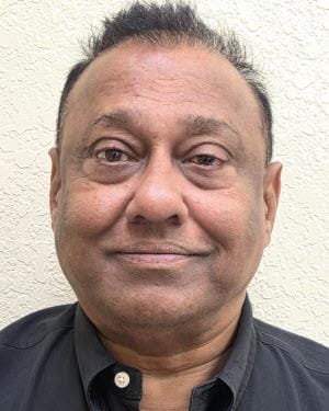 SrinathKosanam1154313476Full Size Portraitjpg.jpg