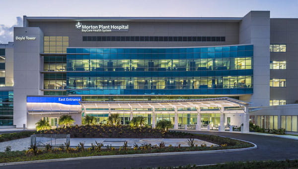 an exterior view of morton plant hospital baycare health system