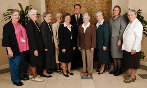 St. Anthony's sisters and former St. Anthony's president Bill Ulbricht