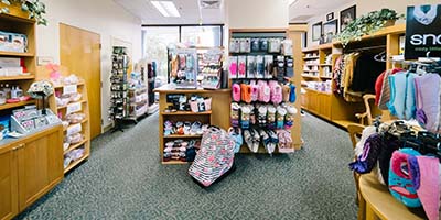 Enjoy two specialty gift shops or an Indigo Coffee in the main lobby of our Women's Hospital.