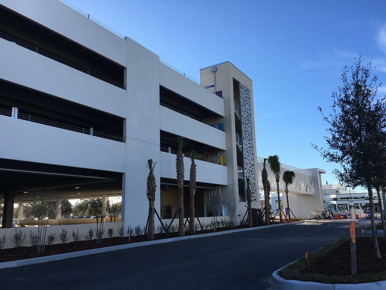 Mease Countryside Hospital parking garage