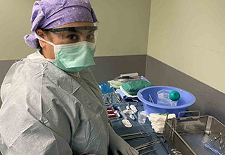 Surgical tech Eliani Acevedo in an integral part of the operating room team