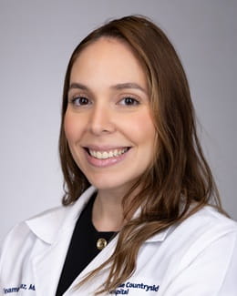 Yinamari Ortiz Diaz, MD, Internal Medicine Resident