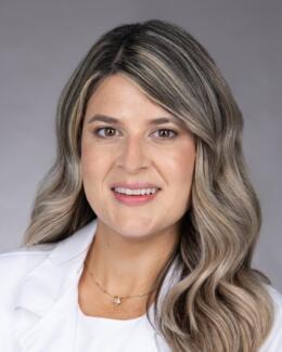 Headshot of Elizabeth Escobar