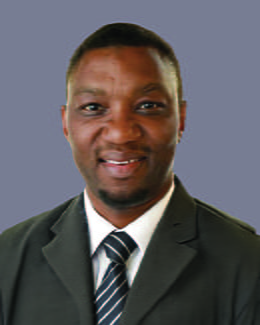 Dr. Kalu's headshot