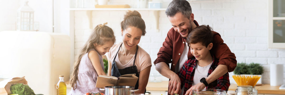 Family preparing healthy meal together